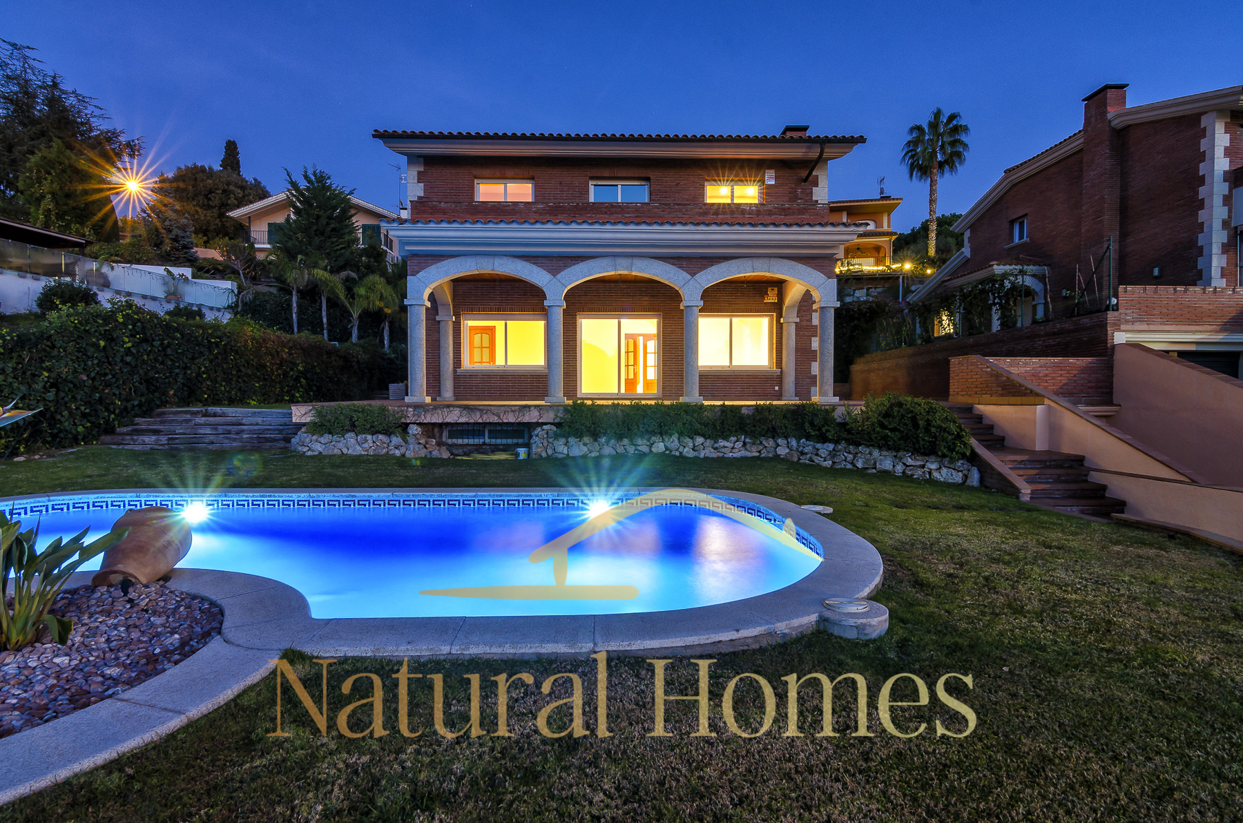Magnificent house with garden and pool in Sant Vicenç de Montalt