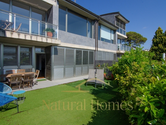 Casa de Diseño en venta con espectaculares vistas al mar