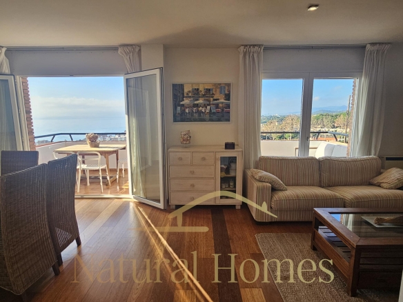 Piso en alquiler en Caldes d’Estrac con espectaculares vistas al mar