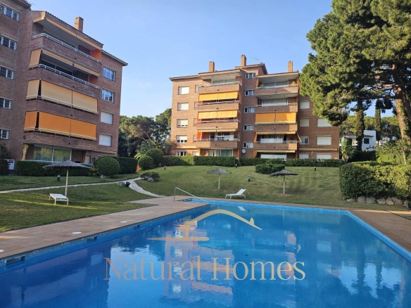 Ático dúplex en alquiler de verano en Sant Vicenç de Montalt