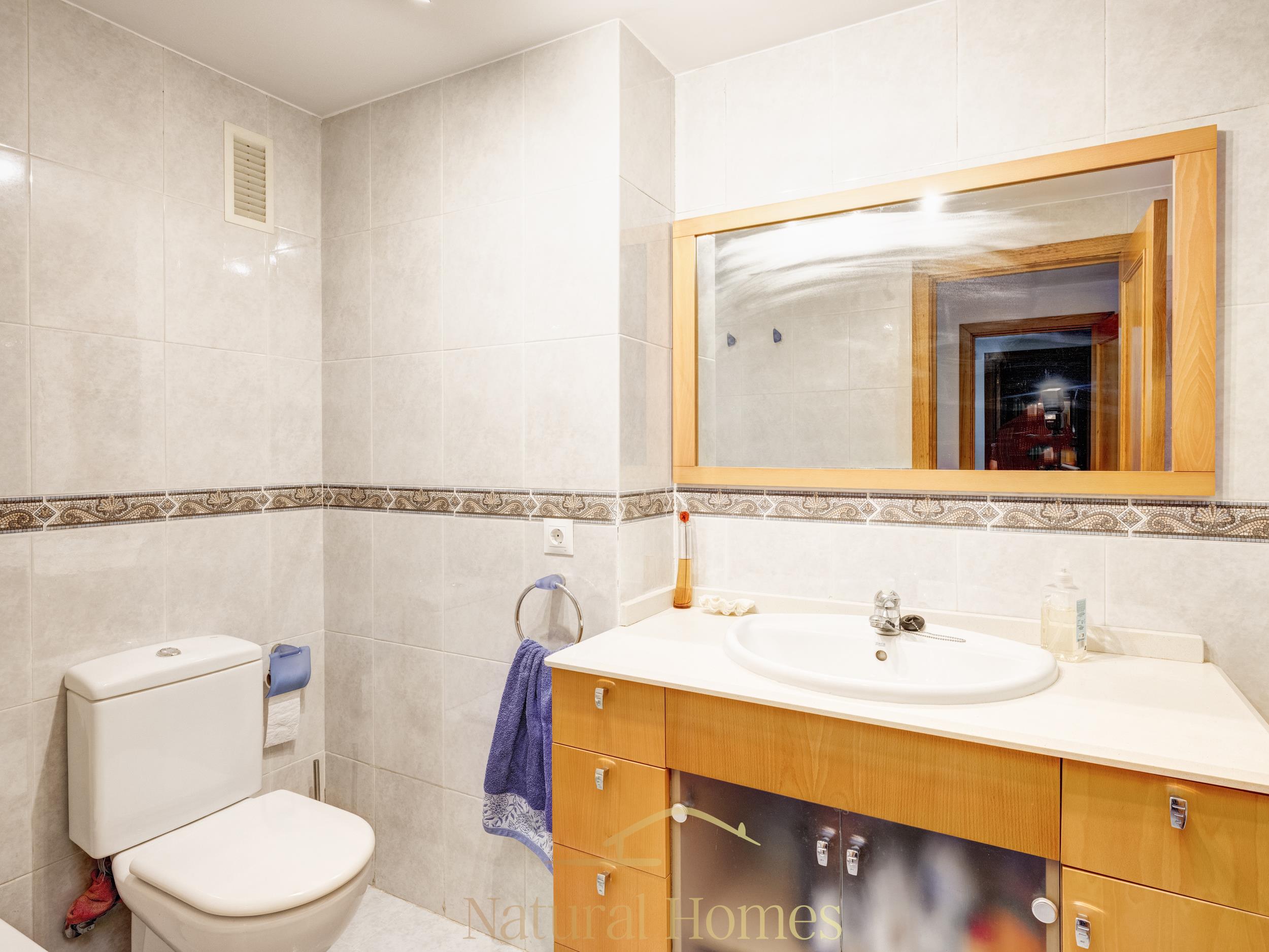 baño Planta baja con jardín privado y comunitario con piscina cerca de la playa