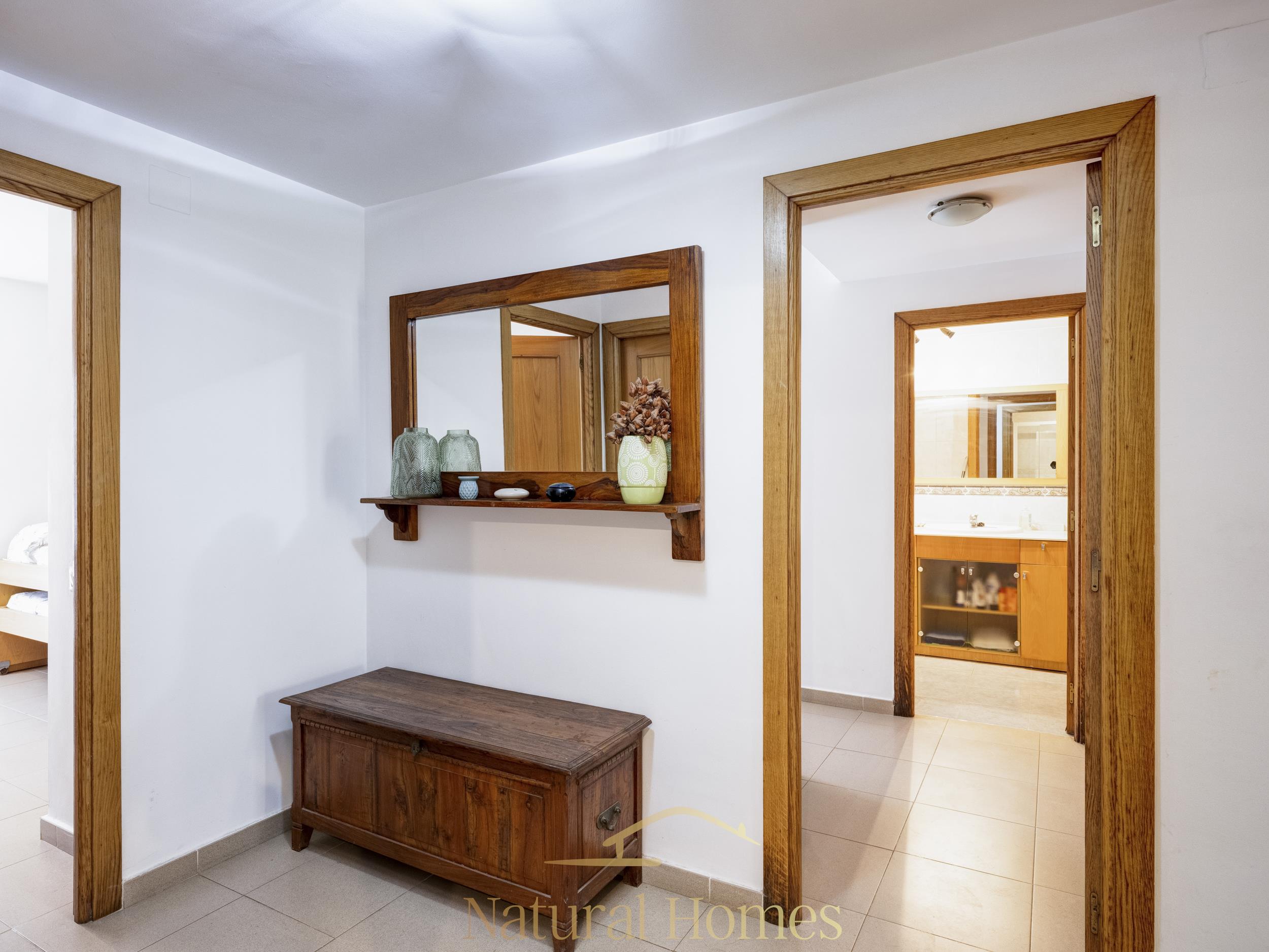 entrada Planta baja con jardín privado y comunitario con piscina cerca de la playa