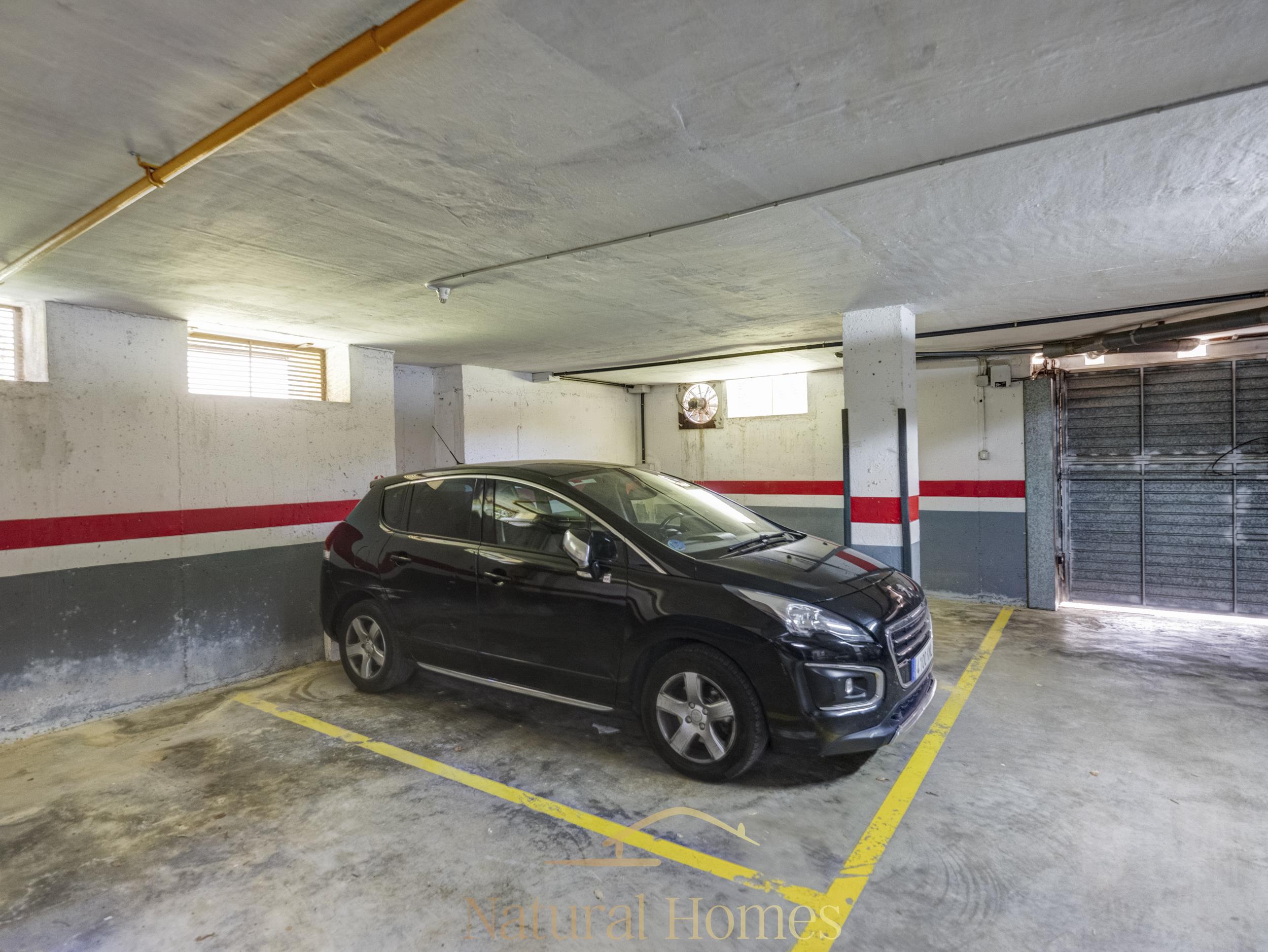 parking (2) Planta baja con jardín privado y comunitario con piscina cerca de la playa