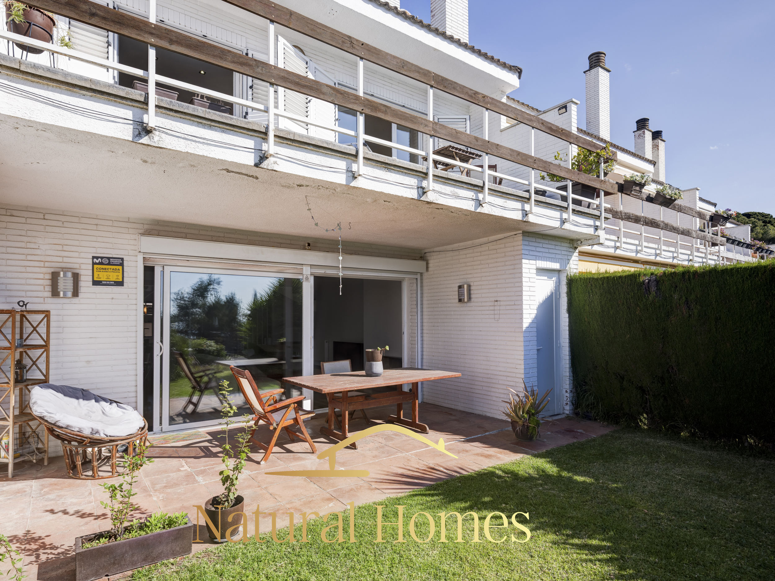 porche (7) Semi-detached house with sea views in Sant Andreu de Llavaneres