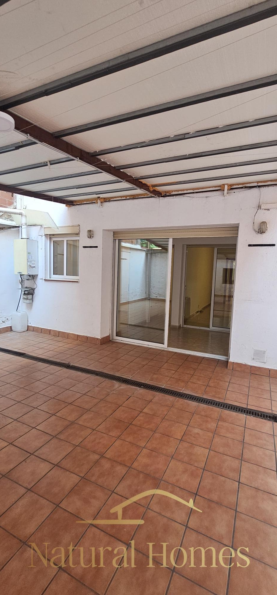 patio Cómoda Planta baja con patio privado en alquiler
