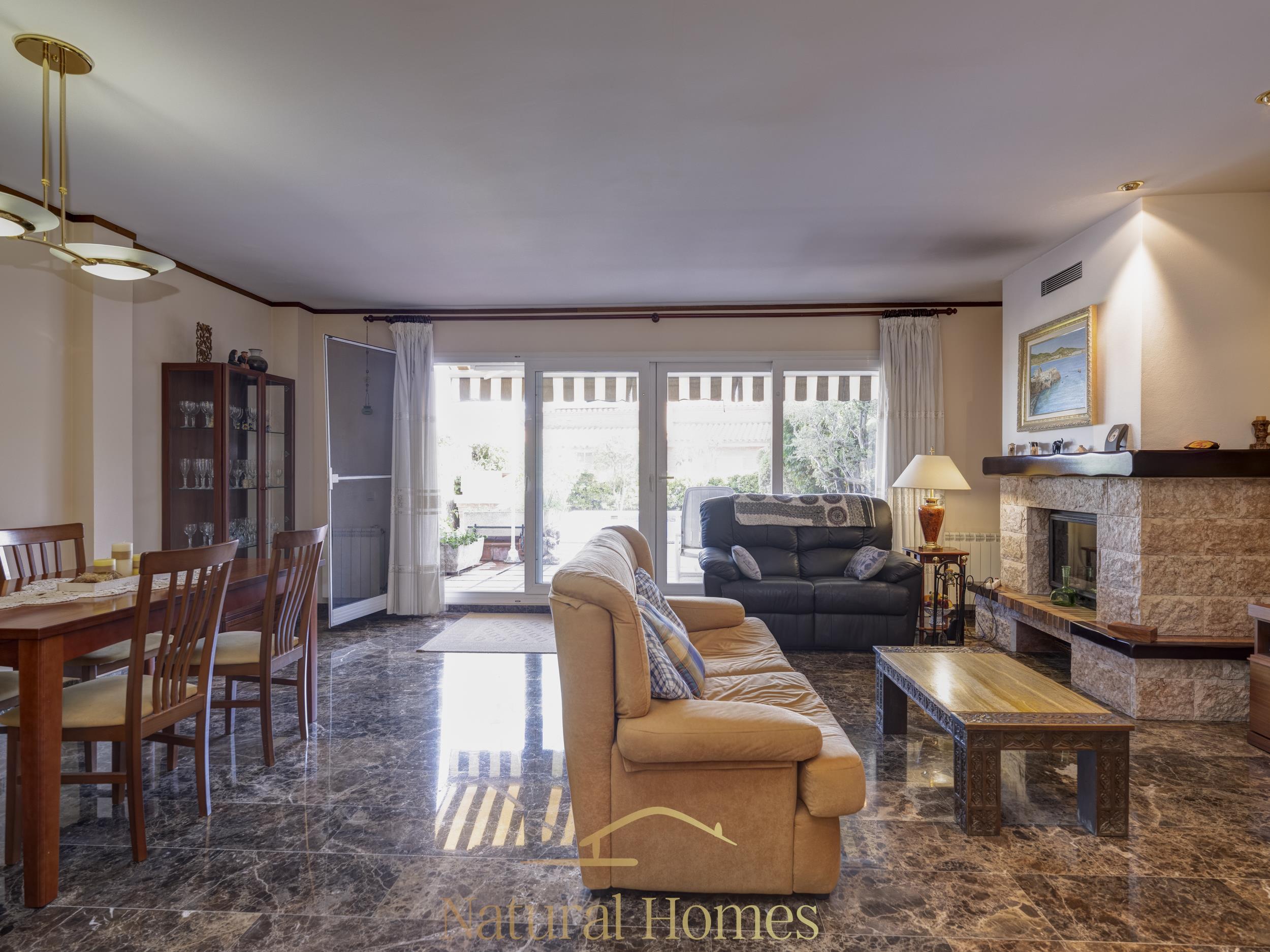 Encantadora casa en venta en Sant Vicenç de Montalt